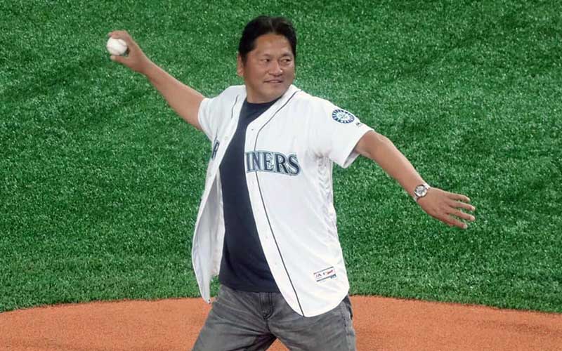 佐々木主浩の現役時代のフォークの投げ方 草野球のサイト